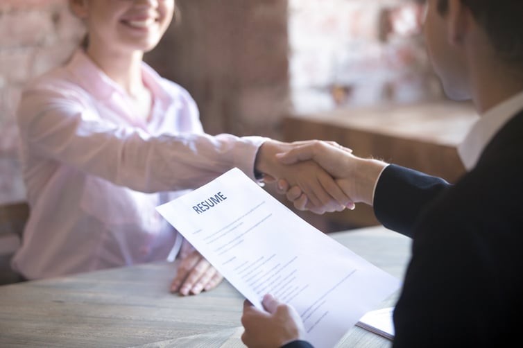 4 Ways to Improve your Chances of Hiring a Candidate you are Pursuing